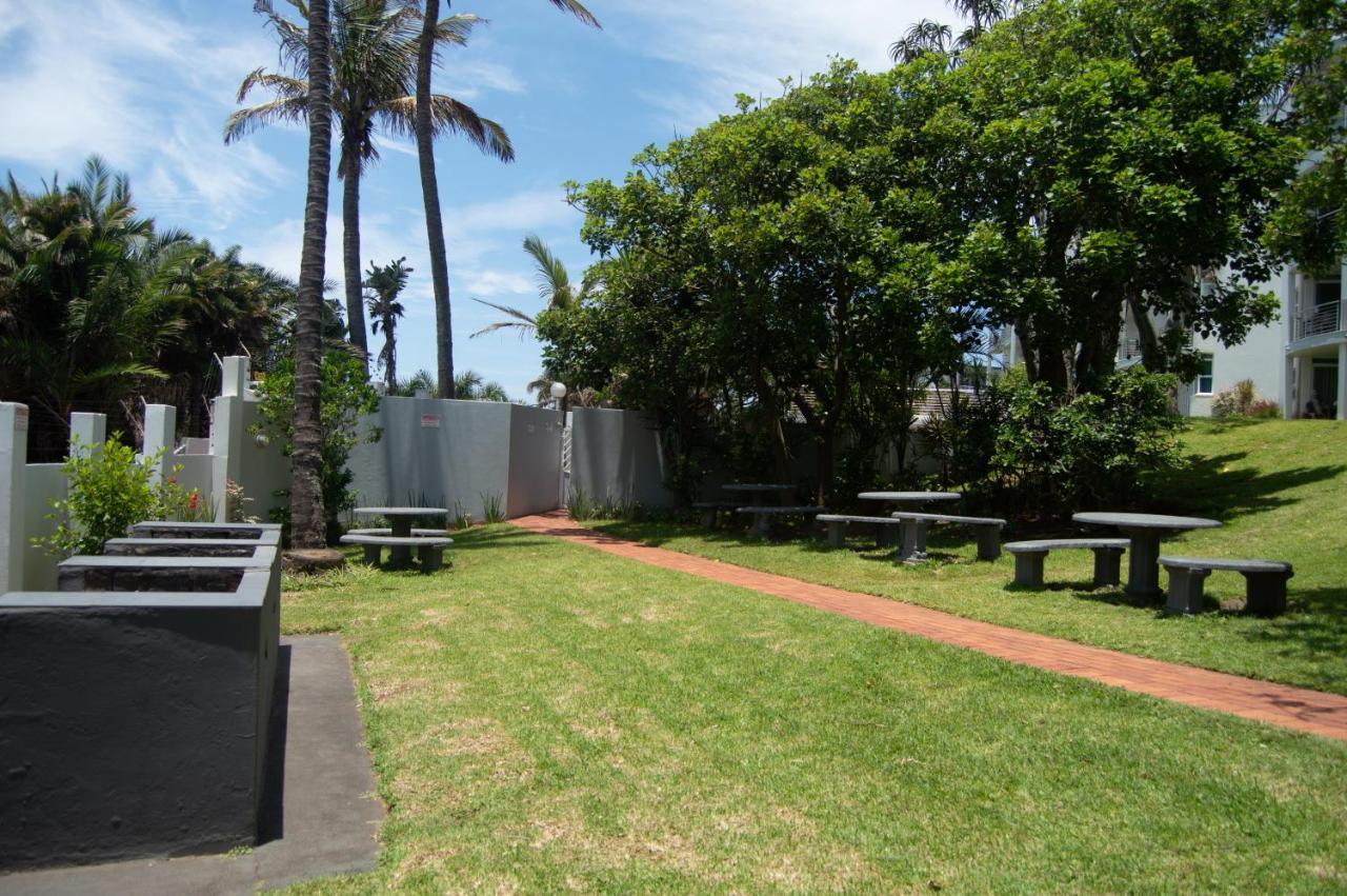 Palm Cove - 16 Chakas Cove, Literally On The Beach Ballito Exterior photo